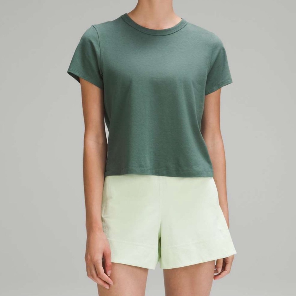 Lululemon Tee